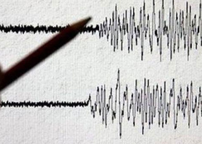 زلزال بقوة 5.6 درجات يضرب إندونيسيا