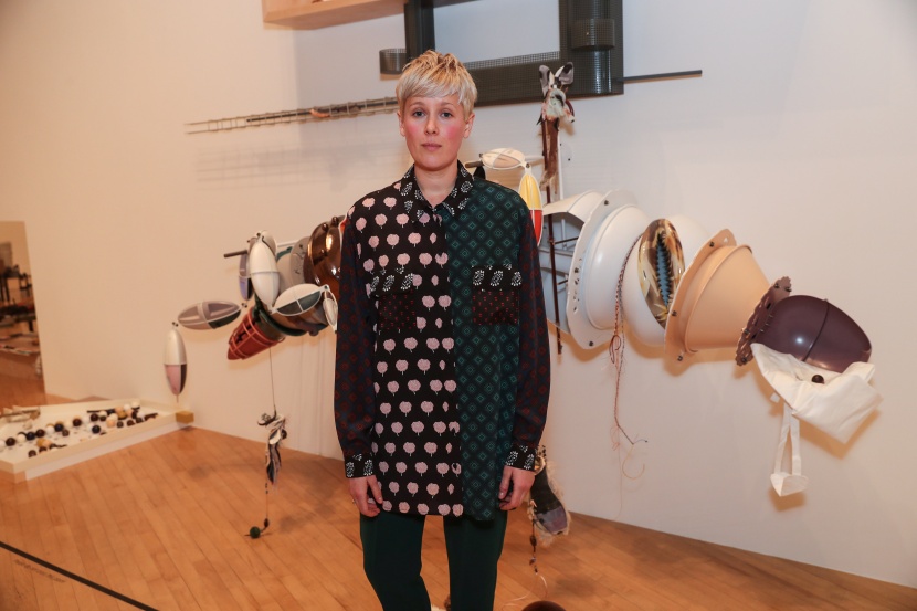 هيلين مارتين تفوز بجائزة تيرنر لعام 2016