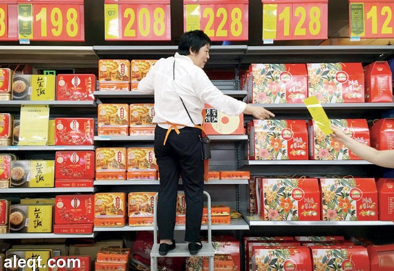 مبيعات التجزئة الصينية قوية في نوفمبر والعقارات تتباطأ