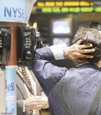 ضربات عنيفة لأسهم المصارف في أمريكا وأوروبا وآسيا