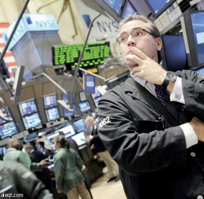 محافظ "المركزي الأمريكي": نظام الدولار لم يمت