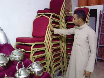 محال تأجير أدوات الرحلات والمناسبات تخفف عناء المواطنين في تجهيز حفلاتهم