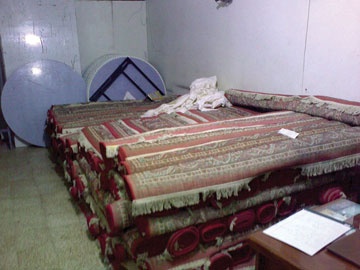 محال تأجير أدوات الرحلات والمناسبات تخفف عناء المواطنين في تجهيز حفلاتهم