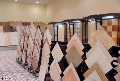 متعاملون في محال  السيراميك.. أسعار الوطني أكثر ثباتاً من المستورد