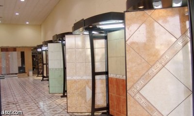 متعاملون في محال  السيراميك.. أسعار الوطني أكثر ثباتاً من المستورد