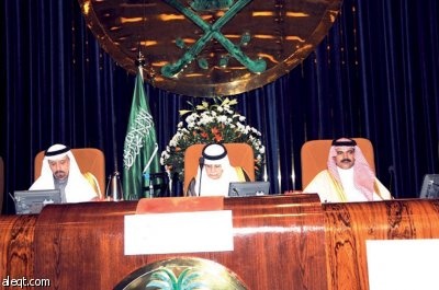 وزير الاتصالات: صناعة الاتصالات وتقنية المعلومات أسهمت في جذب الاستثمارات وتنويع مصادر الدخل