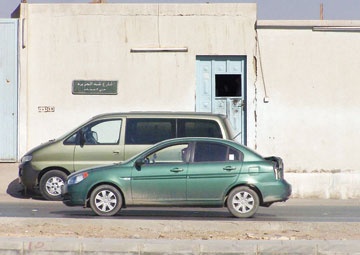 السلي .. حي "حديث" بأدوات "قديمة" وماء ملوث!