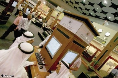 أسهم دبي تحتفي بالعيد الوطني في الدقائق الأخيرة و"آبار" تشتري بنكا أمريكيا بـ 254 مليون دولار