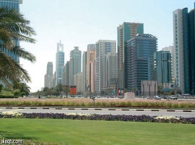 أزمة عقارات دبي تتفاقم وتعلق برجا لـ "نخيل" باستثمار 789.5 مليون دولار