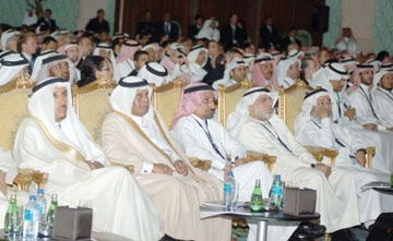 سابك تستبعد تسريح موظفين وتؤكد استمرار خطتها 2020