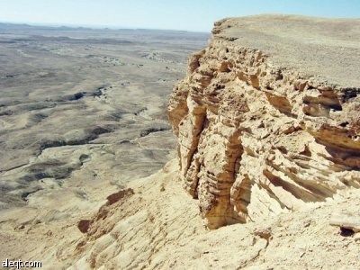 "نهاية العالم" موقع سياحي بمواصفات عالمية يشكو الإهمال!