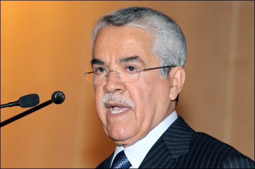 وزير النفط السعودي يتوقع خفض انتاج أوبك مليوني برميل يوميا