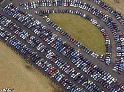 بوش ينقذ قطاع السيارات قبل لفظ أنفاسه