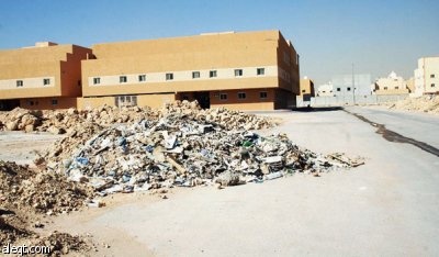 أمانة الرياض تؤهل مزاولي جمع الأنقاض ومخلفات البناء ونقلها