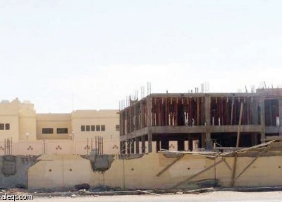 أهالي حي النهضة يفاجئون .. "البنات" بجانب "البنين"!