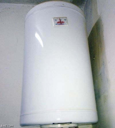 سخانات المياه.. البرد يدفع المستهلكين للشراء .. ولا للصيانة!