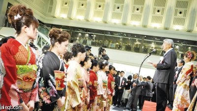 اليورو يواصل هبوطه ويسجل أدنى مستوى في 3 أسابيع أمام الدولار