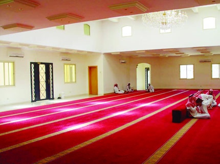 لسنا مسؤولين عن مساجد المحطات.. ولا يشترط تفرغ الإمام