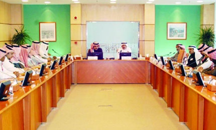 الركبان يدعو طلاب كلية السياحة إلى العمل مرشدين سياحيين