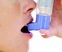 الربو .. من صعوبة التنفس إلى الهلع والقلق والهذيان