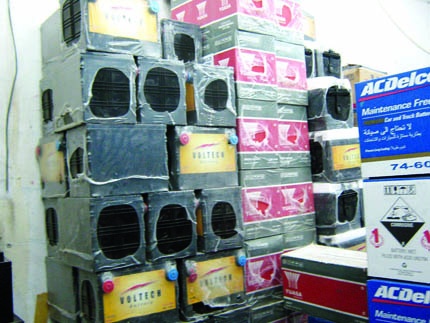 السعر والجودة يوجهان الإقبال على أنواع البطاريات