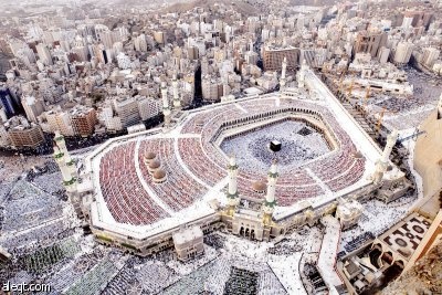 عقد النكاح في المسجد ظاهرة تجدها في الحرمين الشريفين