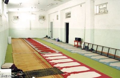 مرتادو المساجد يدعون إلى التعاون على نظافتها