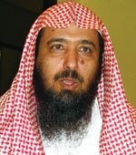 مرتادو المساجد يدعون إلى التعاون على نظافتها