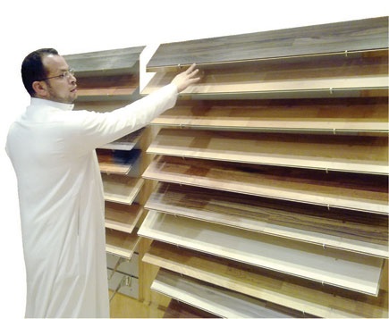 أرضيات المنازل الحديثة تهدد بقاء الموكيت في السوق