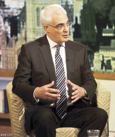 بريطانيا تشكل لجنة للتحقيق مع إدارات البنوك المتعثرة