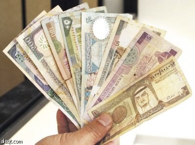 توافر السيولة لدى البنوك المحلية يخفض فائدة القروض الاستهلاكية