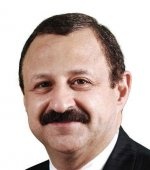 مختصون: منتجات شركات التأمين الإسلامية "تقليدية" تحمل بصمة تكافل
