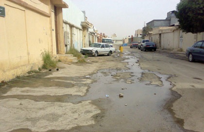 شكاوى أهالي "ديراب" تتصاعد بسبب مياه الصرف الصحي