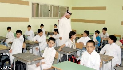 طلاب الرياض يكتبون قصة قصيرة للتوعية بالحوادث المنزلية