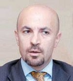 أموال الصناديق السيادية.. للبنى التحتية في دولها أم للسندات الأمريكية؟