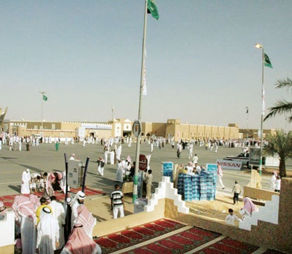 زوار: خريطة إرشادية للجنادرية مطلب مهم