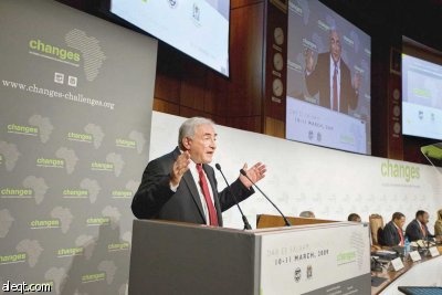 التجارة العالمية تتناقص بسرعة .. وثقة الشركات والمستهلكين تنهار