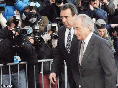 محكمة أمريكية تقضي بالسجن الفوري لمحتال "وول ستريت"