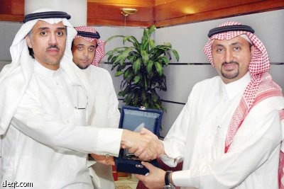 910 ملايين دولار حجم تمويل المؤسسة الإسلامية لتنمية القطاع الخاص