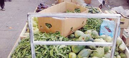 ضبط مخالفين للبيع في حي البطحاء