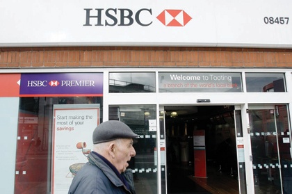 HSBC يستغني عن 1200 وظيفة في بريطانيا