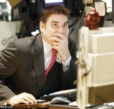 الدولار ينجو من أجندة "العشرين" ويبقى عملة للاحتياطي العالمي