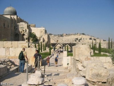 المسجد الأقصى بكل تفاصيله في أضخم كتاب مصور