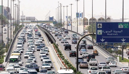 إذاعة خاصة بالمرور ترشد السائقين وتوجههم إلى الشوارع غير المكتظة