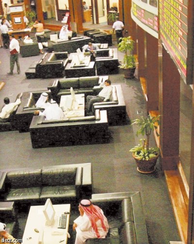 محللون: الأسهم الخليجية "تستنسخ" تحركات البورصات الأمريكية