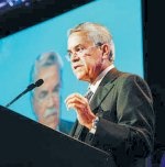 السعودية تطمئن العالم: ملتزمون بتوفير النفط للأسواق الدولية