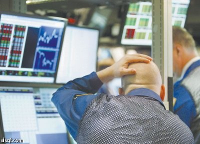 النفط يتراجع والذهب يصعد مع "الإنفلونزا".. والبورصات تتوتر