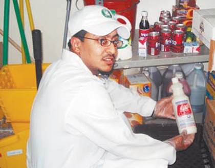 أمانة الرياض تكشف عن 1367 منشأة غذائية مخالفة