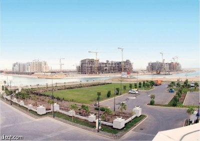 السعودية تلعب دورا رئيسيا في استقرار الاقتصاد العالمي .. وصعود النفط سببه المضاربة