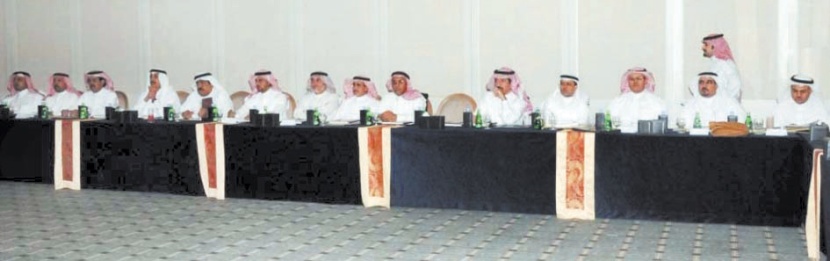 "القصيم للتنمية" تنتخب العثيم رئيسا والربدي نائبا